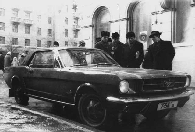 Кому в СССР удавалось ездить на иномарке