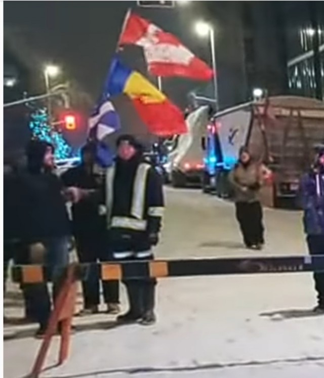 Канада: Полицейская операция по изъятию запасов топлива у "Конвоя свободы" в Оттаве