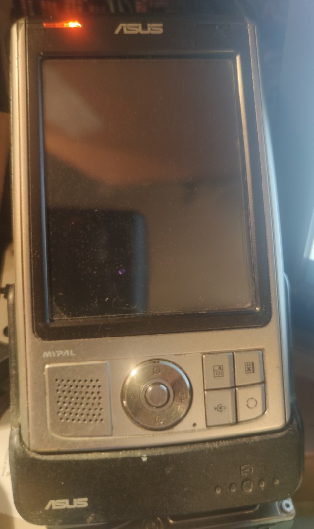 Древний КПК Asus A696 на Windows Mobile