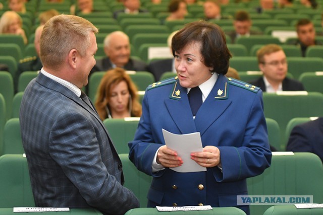 На гражданскую жену экс-прокурора Казани завели уголовное дело.
