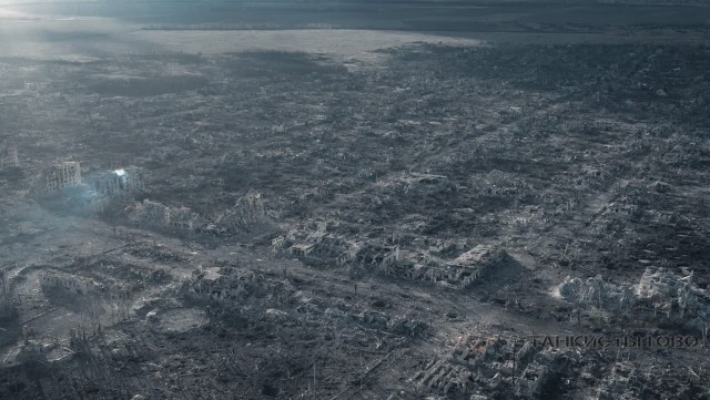 Российская армия полностью освободила Марьинку