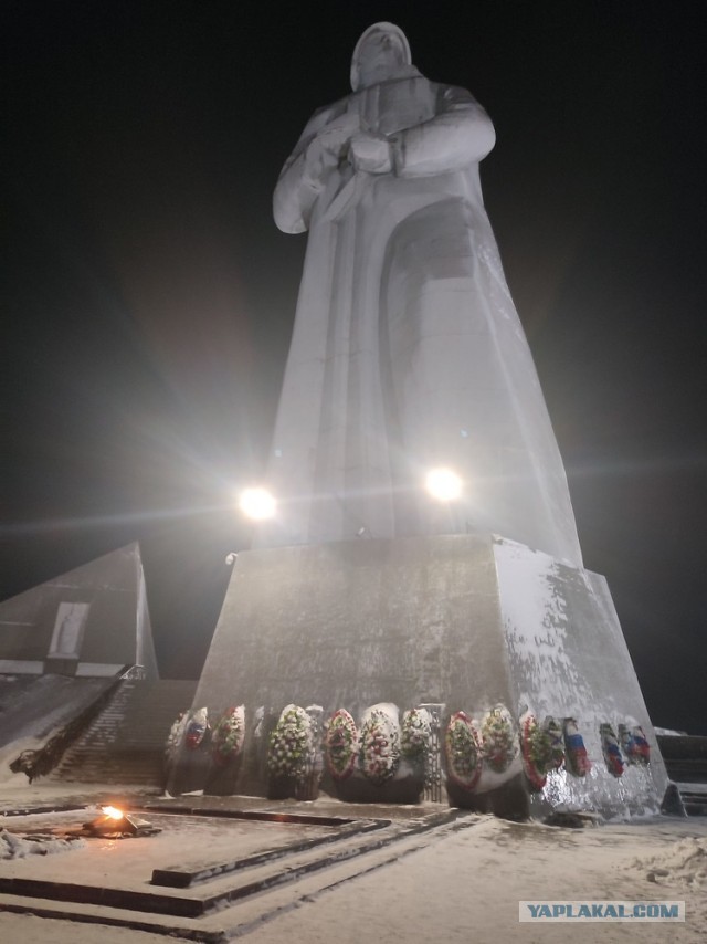 Посмотрите, как завораживающе выглядит «Алёша» — памятник защитникам Советского Заполярья
