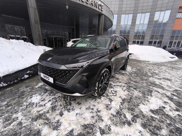 «Москвич» раскрыл цены на два новых кроссовера. Цена изделий: М70 от 2 689 000 рублей, М90 от 3 855 000 рублей