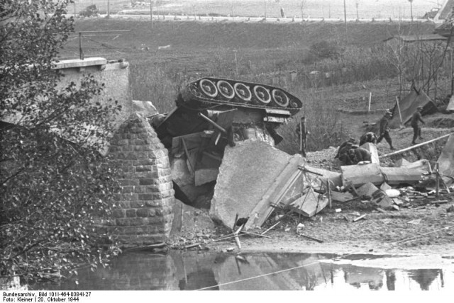 10 ударов 1944 года. Уточнения.