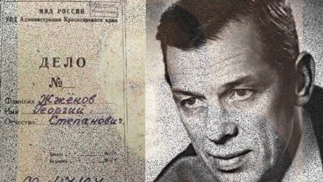 Негодяй кинул цветы в памятник Сталина