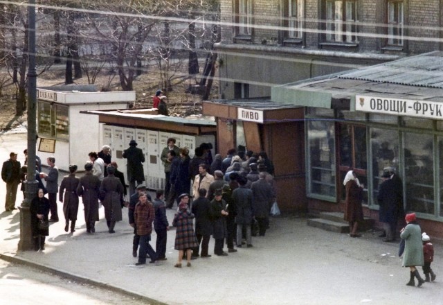 Фотохроника "загнивающего совка". Часть 3