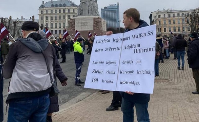 В Риге русский парень один выступил против марша легионеров СС
