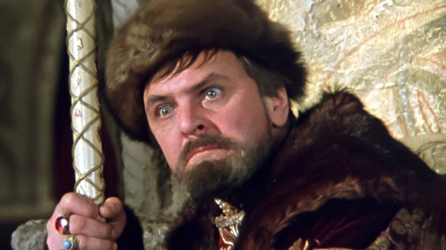 Песков : " Надеждина не рассматриваем как соперника"