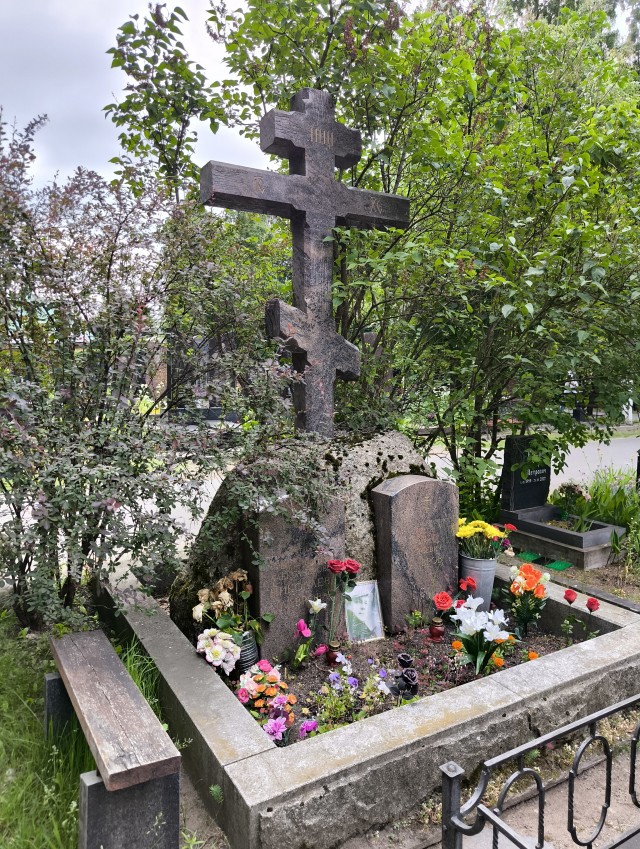 Мой поход на богословское кладбище