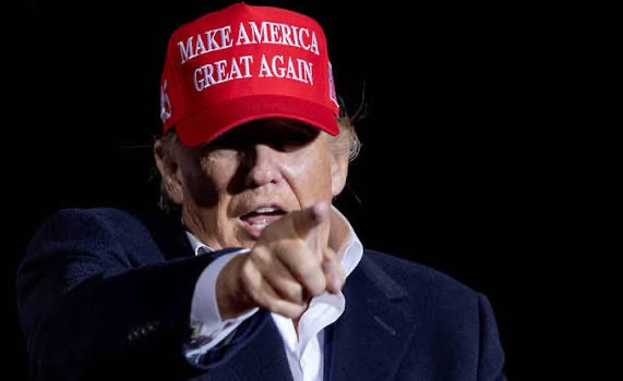 Трамп предложил переименовать Атлантический или Тихий океан
