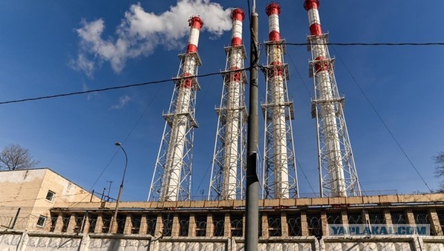 Жители нескольких регионов России остались без тепла при заморозках