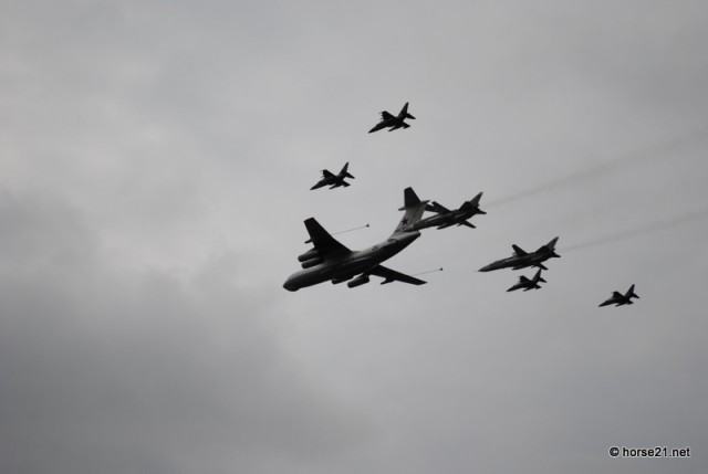 Самолеты над Москвой