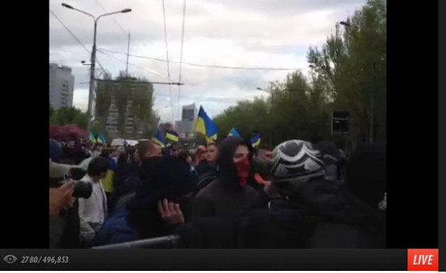 Марш правосеков в Донецке