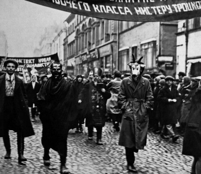 1918-1991. Москва на случайных фотографиях