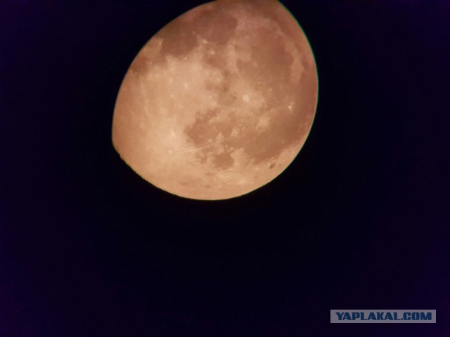 Фотограф снял Луну вблизи с помощью зума камеры - ЯПлакалъ