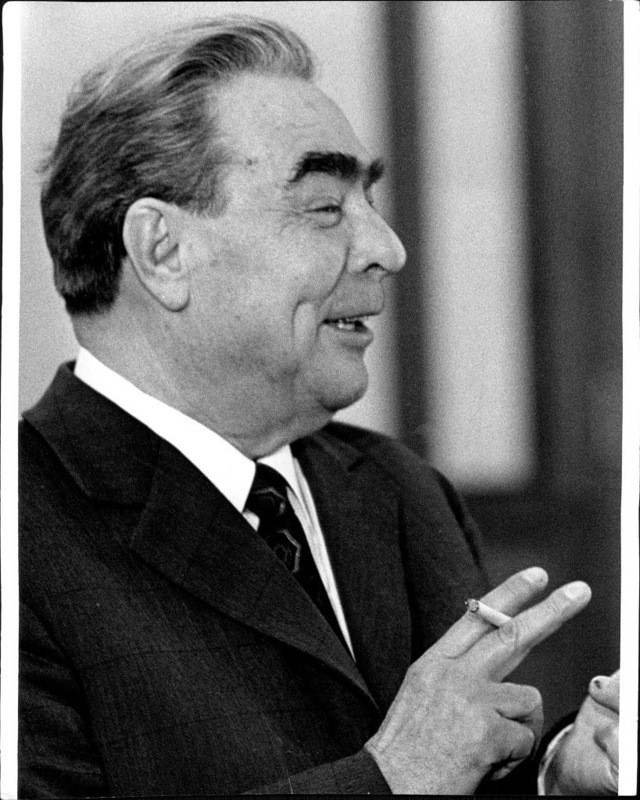 Дорогой Леонид Ильич. История жизни в фотографиях.