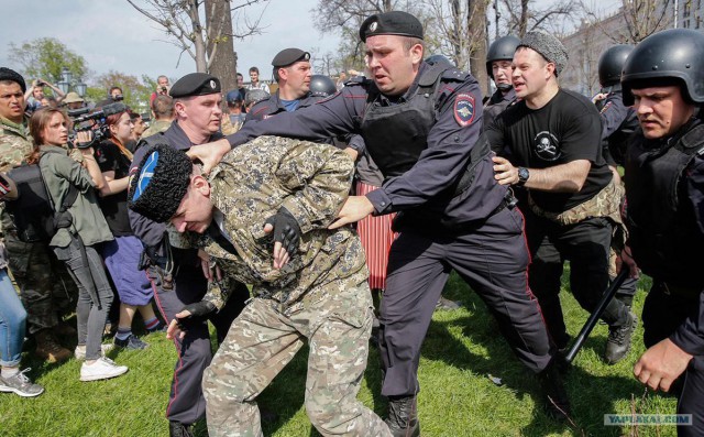 Власти Москвы не привлекали казаков к разгону акции оппозиции 5 мая