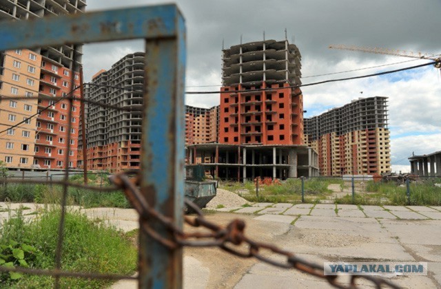 Правительство ввело мораторий на выплаты неустойки по ДДУ