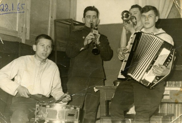 Советские люди в 1960-х годах. Часть третья