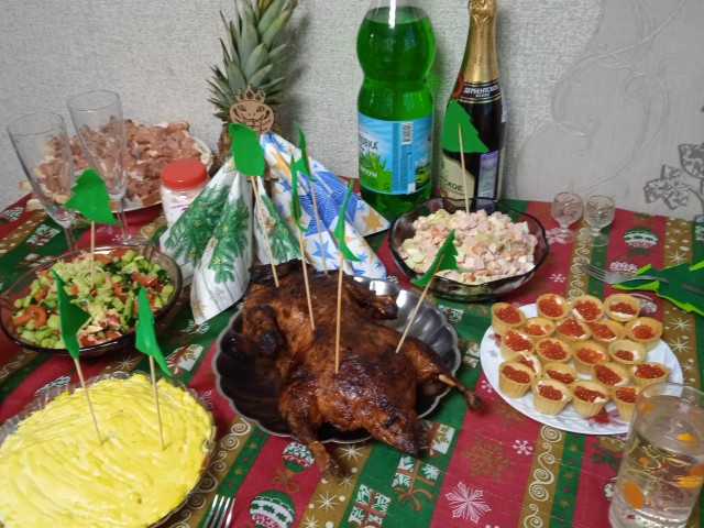 Какой стол, такой и стул!