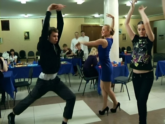 Женщины любят танцевать