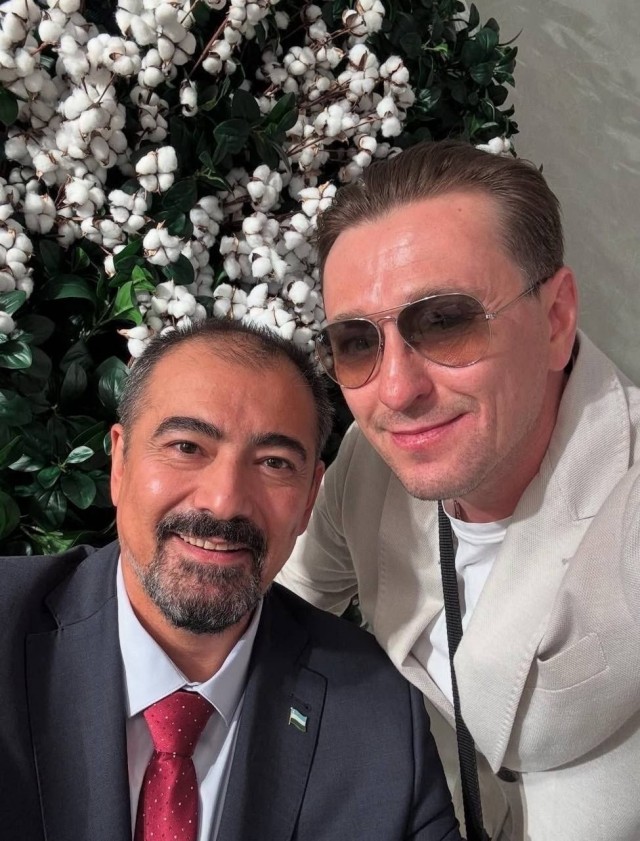 Саша Белый и Фара- встретились снова.