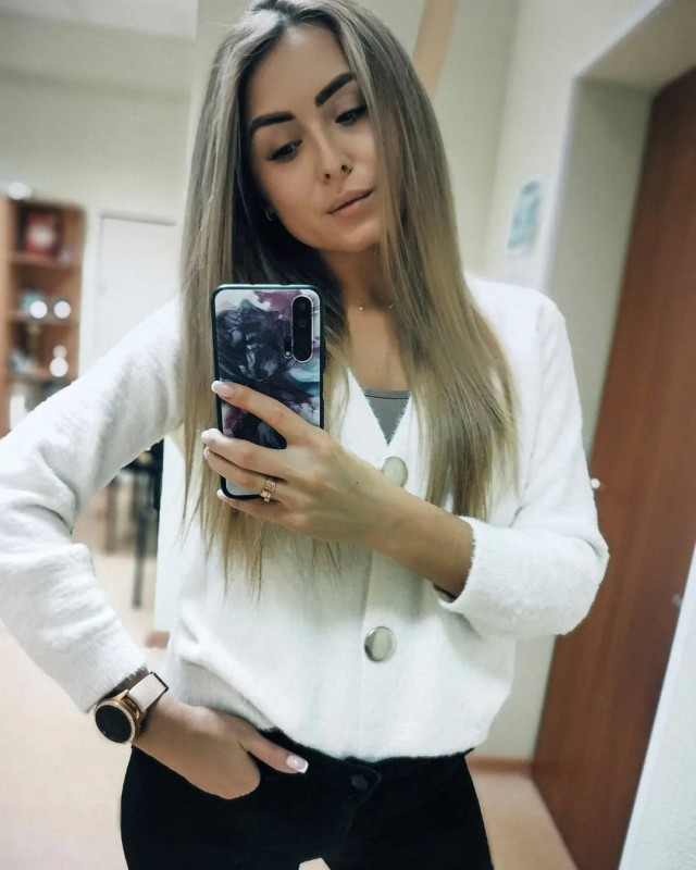 Девушки сами себя 4