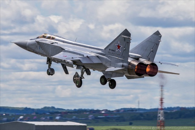 МиГи-31 на авиабазе Сокол в Перми