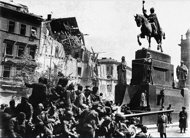 1945. Небольшая подборка военных фотографий