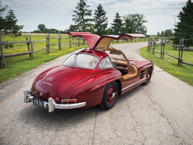 Mercedes-Benz 300SL. Легенда в картинках.