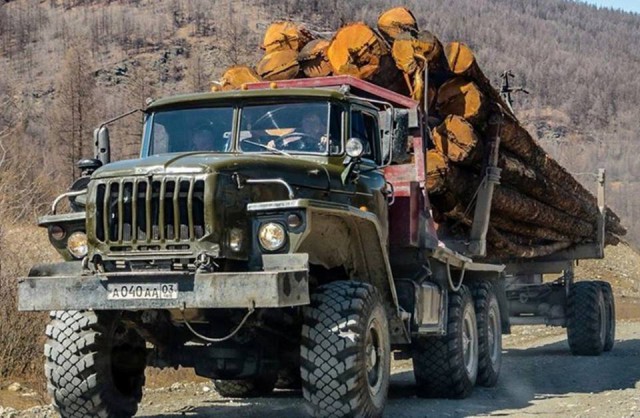 Автомобильный завод «Урал» начал выпуск шоссейных грузовиков. Серьезный конкурент для КамАЗ и МАЗ!