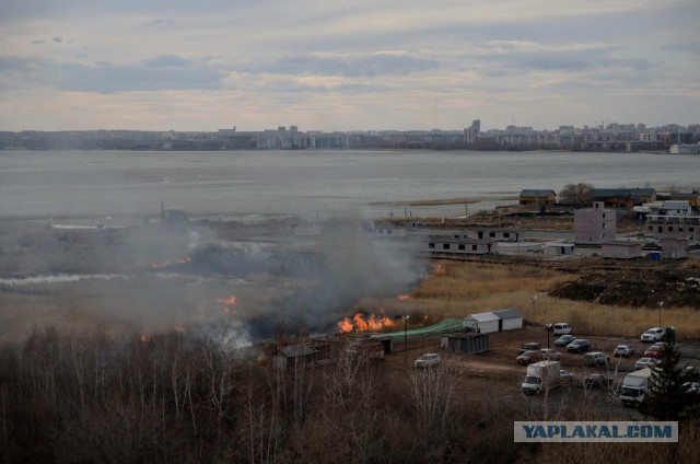 Всем жгущим сухую траву посвящается