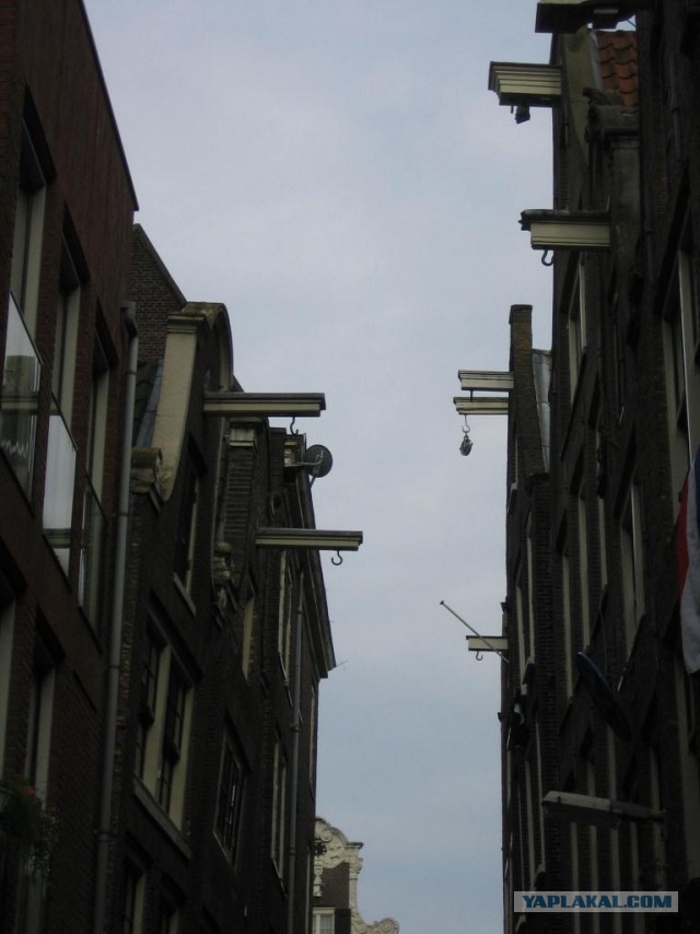 На Манхэттэне грузчики по подъездам не ходят