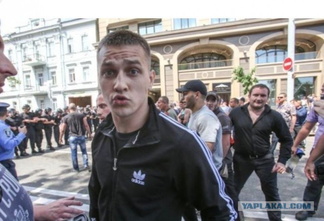 В Воронеже мужчина жестоко избил молодого отца из-за громкой музыки на празднике в честь рождения ребенка