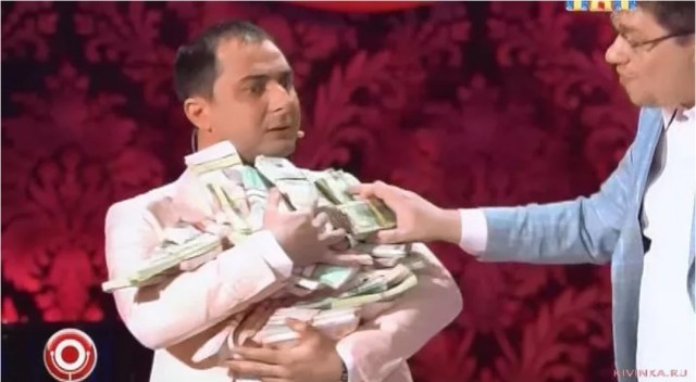 Состоятельный гражданин приехал в магазин