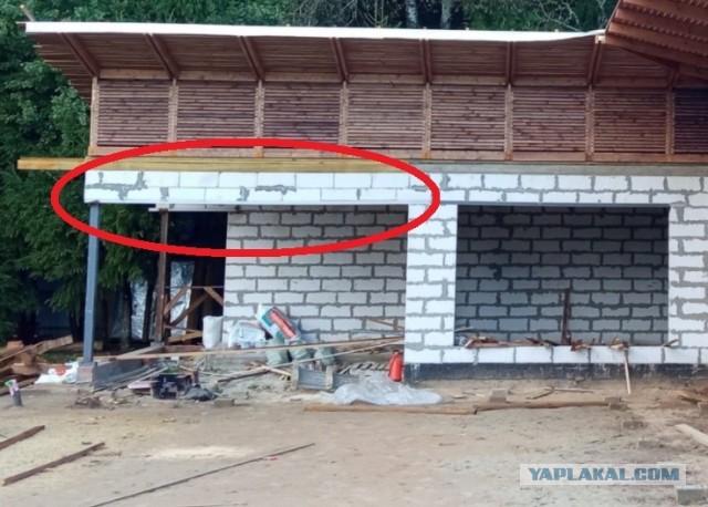 Вот такую кровлю сделал, фермы видно