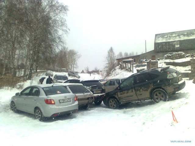 Жертвы первого снега во Владивостоке