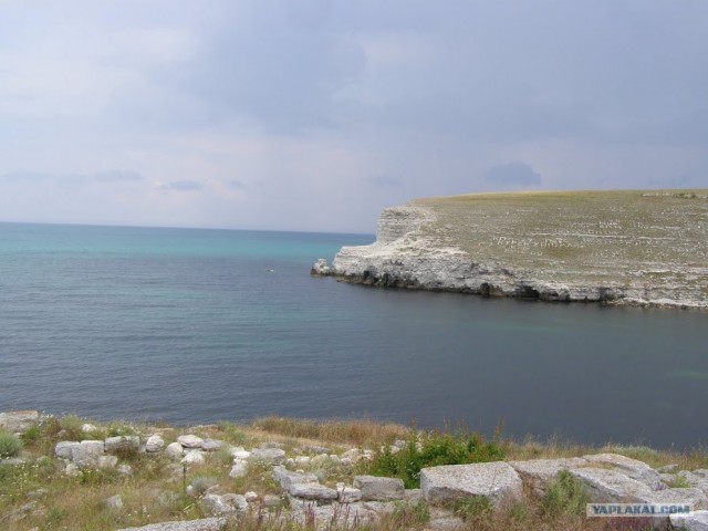 Мыс Тарханкут - самая западная точка Крыма.