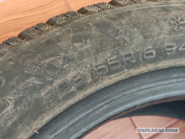 Комплект зимних шипованных шин HAIDA HD677 205\55R16 БУ 5 месяцев