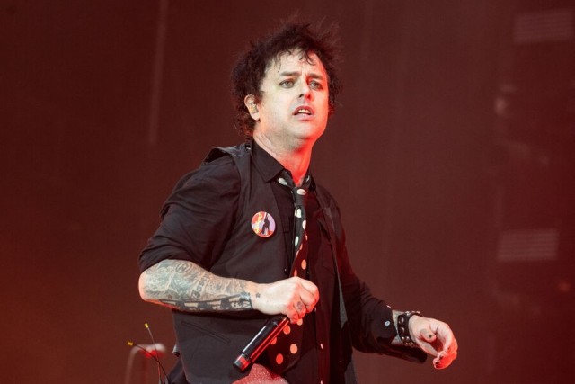 Трамп пропустит финал Супербоула, чтобы не слушать рок-группу Green Day в перерыве