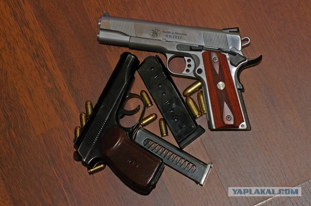 Револьвер Smith & Wesson