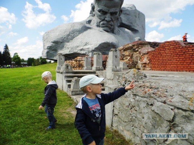 Я крепость...держим оборону...