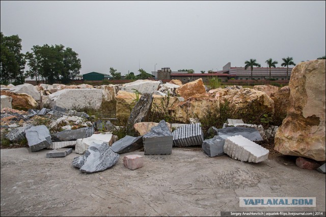 Как делают каменные скульптуры во Вьетнаме