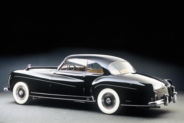 Автомобили RM Auctions/Sotheby's