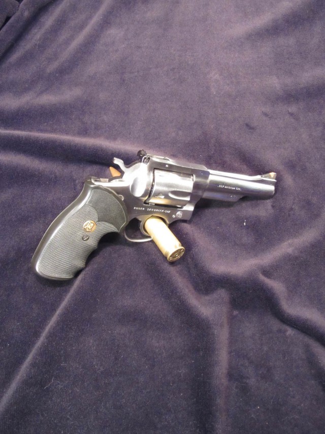 Револьвер Ruger Security Six