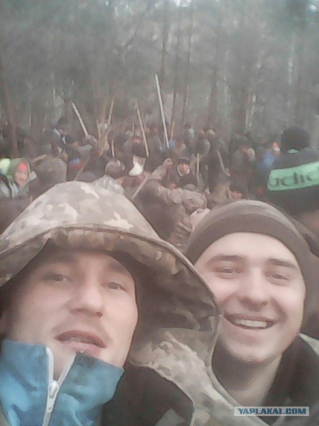 Копают все: на севере Украины продолжается янтарная лихорадка