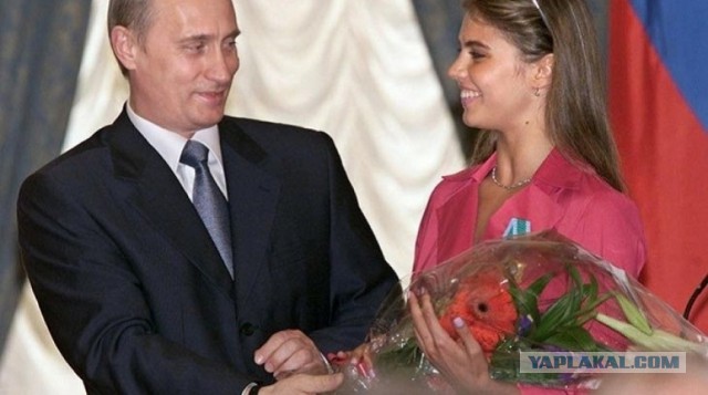 Путин заявил об успехе российских программ поддержки демографии