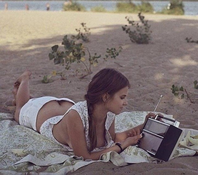 Пачка сигарет из натурального развесного табака стоит всего 36 рублей.