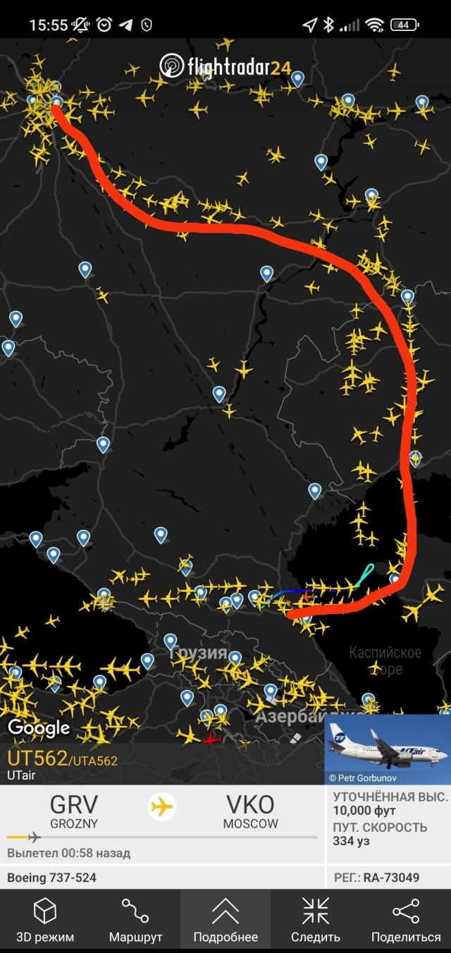 Boeing 737 авиакомпании Utair рейсом Грозный - Москва подал сигнал бедствия над Каспийским морем