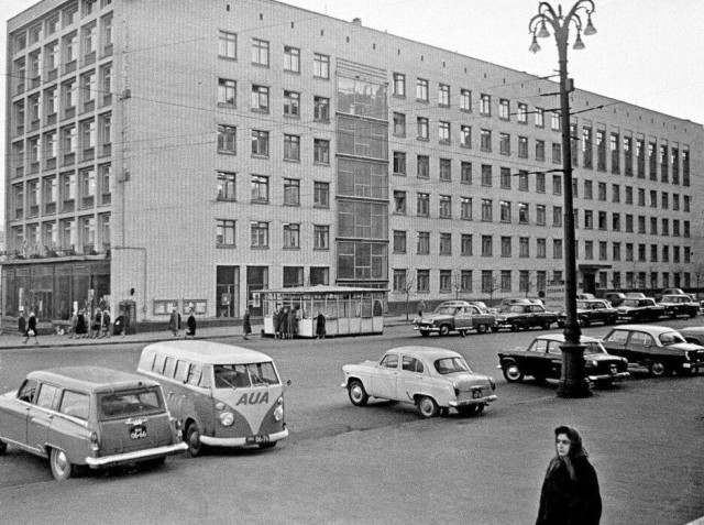 Москва и москвичи. Двадцатый век. 17.06.25